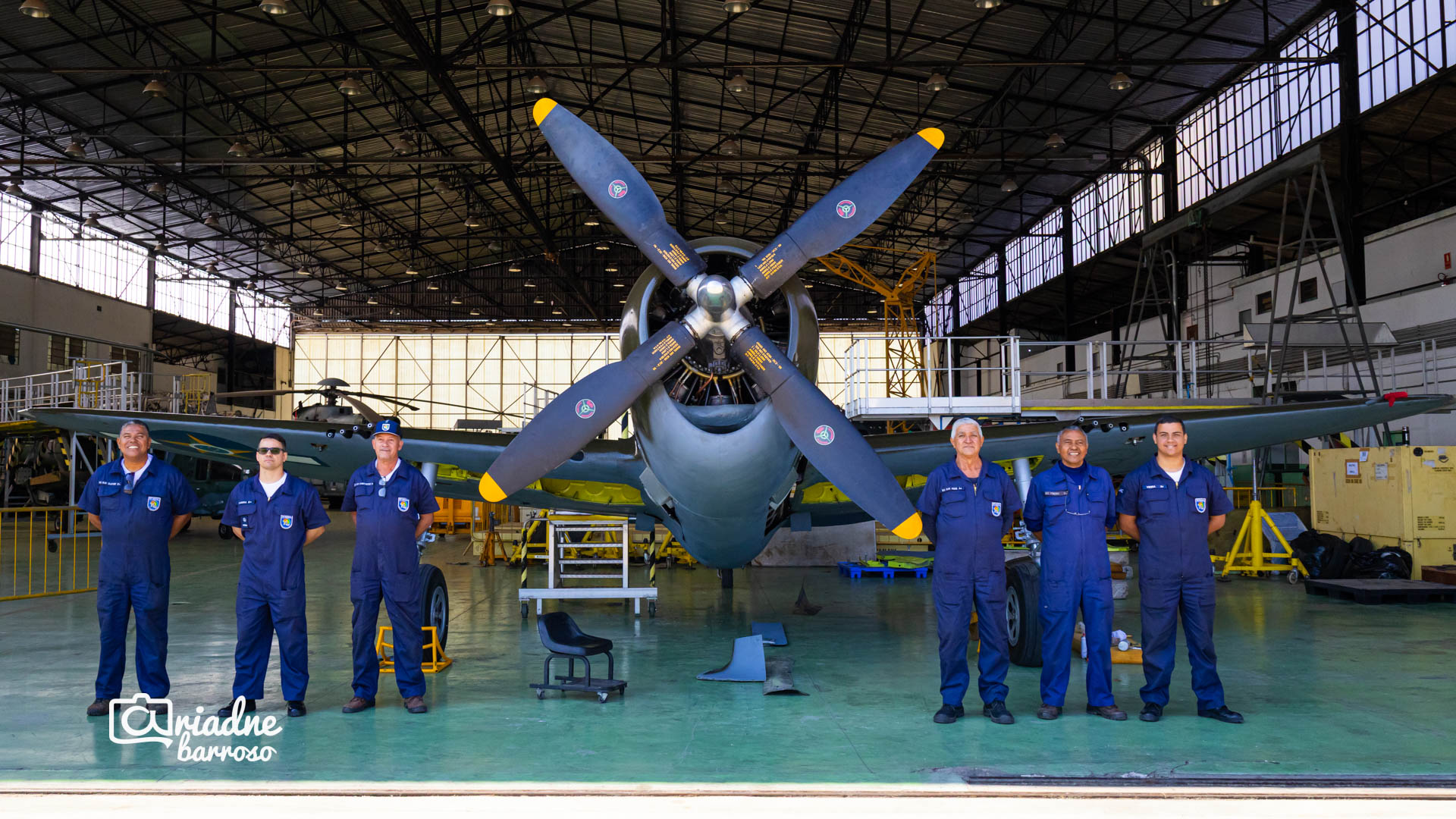 SÃO PAULO, SP, BRASIL - 23 de julho de 2025 - O Republic P-47D Thunderbolt "A6"do MUSAL (Museu Aeroespacial do Campo dos Afonsos, Rio de Janeiro), que integrará o acervo do futuro Museu Aeroespacial Paulista, no PAMASP. E processo de montagem por equipe do MUSAL. Chegou no PAMASP no dia 21 de julho transportado por um Embraer KC-390 do Esquadrão Gordo (FAB2859).